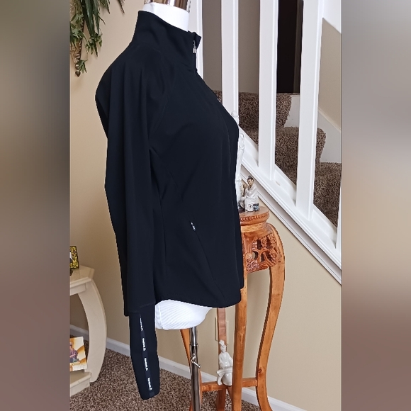 Reebok Jacket Black Size Large EUC PTP 19.5" W 26"L - Picture 4 of 12